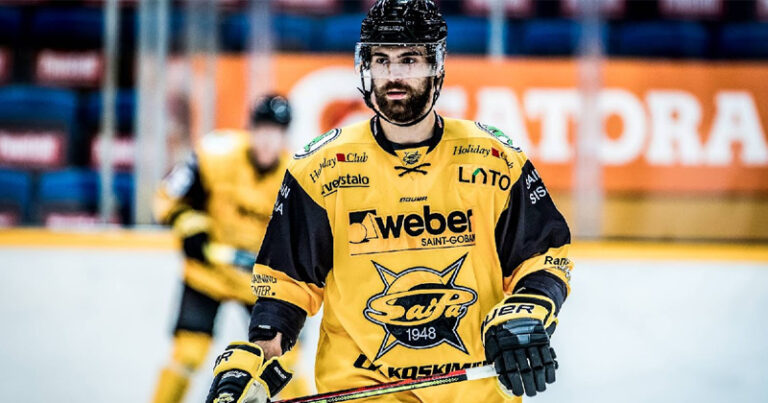 Slovakialaispuolustaja Mário Grman siirtyy SaiPasta HPK:n paitaan yksivuotisella sopimuksella.