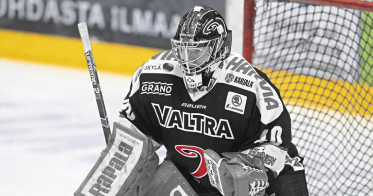 Liiga_JYP_MarkusRuusu-out