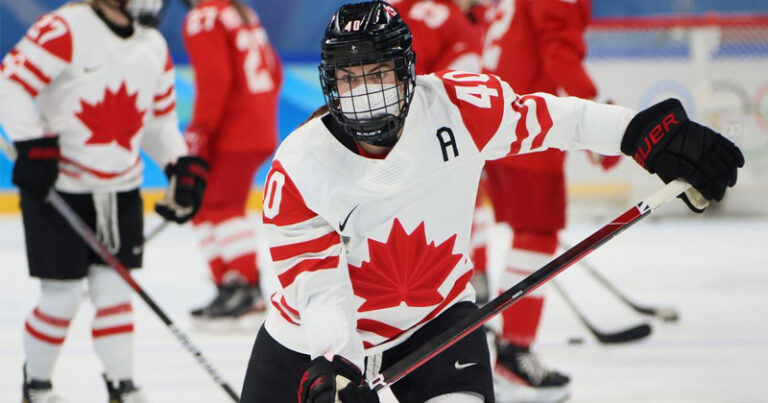 <b>Kanadalaispelaaja Blayre Turnbull.</b>