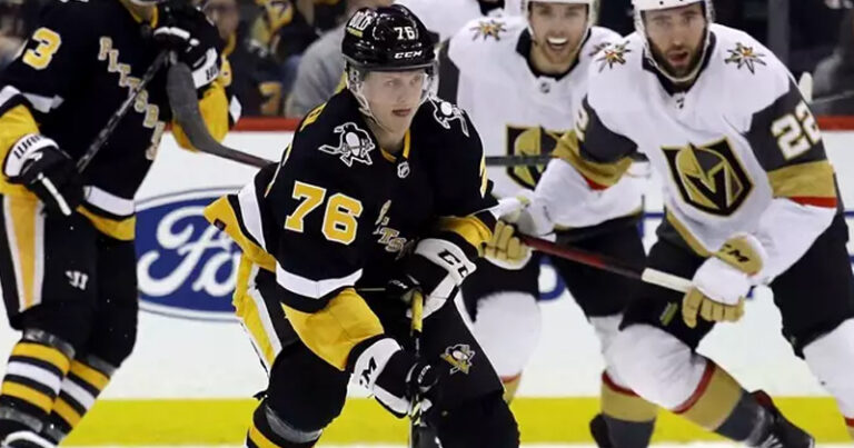 NHL-PIT-Valtteri-Puustinen