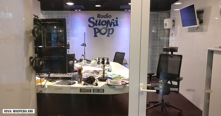 wikipedia_radio-pop800x420