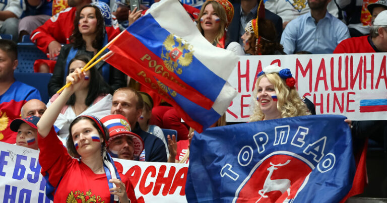 <b>Venäjän liput eivät liehu MM-jääkiekossa ensi vuonnakaan.</b>