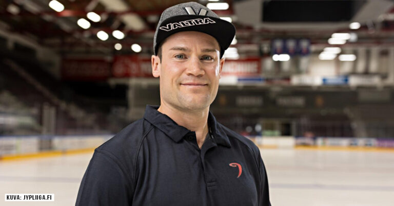 liiga-jyp_geoff-platt