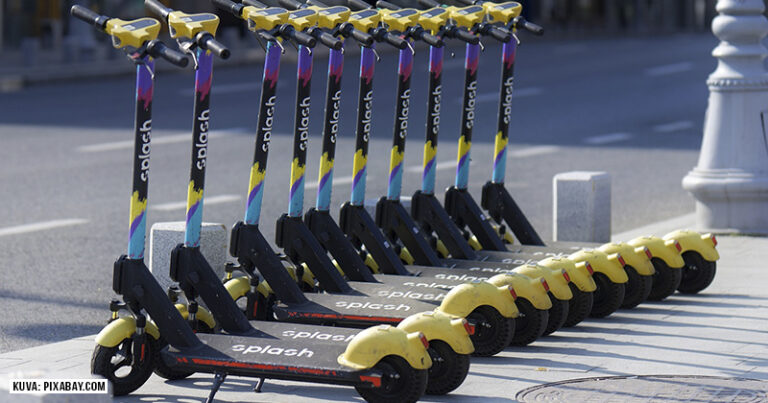 electric-scooters_pixabaycom-thumb800x420