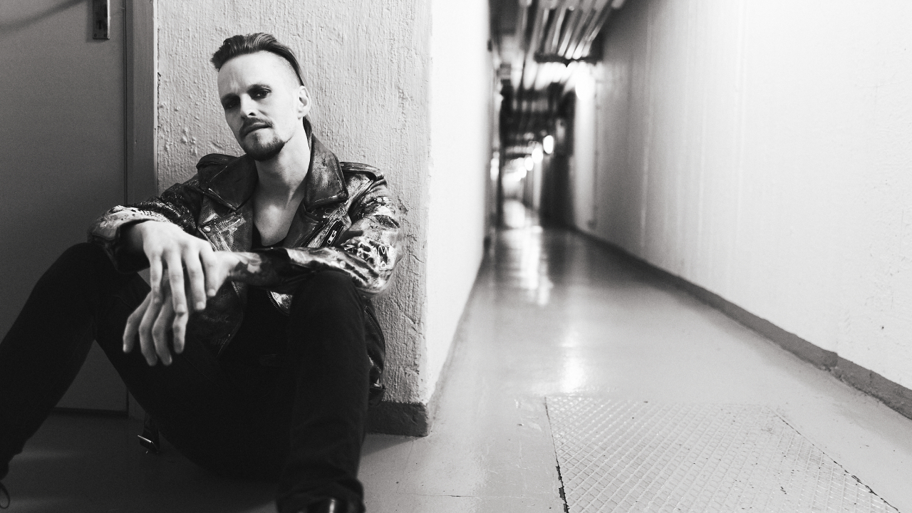 ErikGrowall_photoChristianSchneider-thumb1280x720