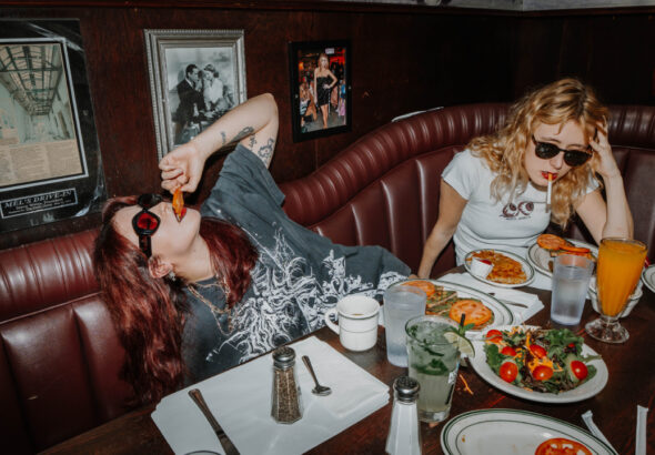 LambriniGirls_losangeles_diner-thumb1280x720